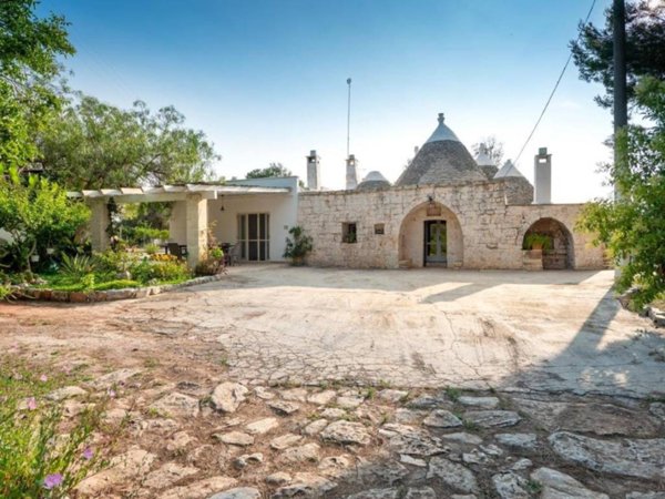 casa indipendente in vendita a Latiano