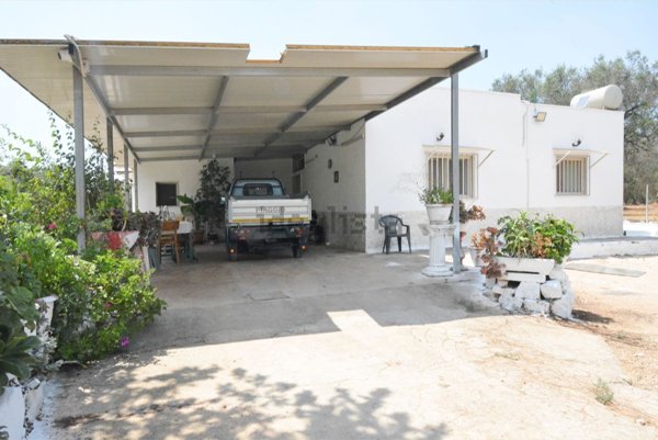 casa indipendente in vendita a Latiano