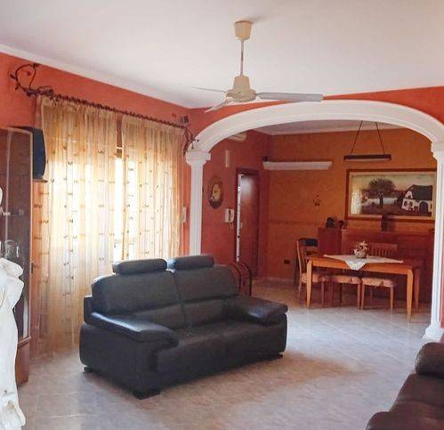 casa indipendente in vendita a Latiano