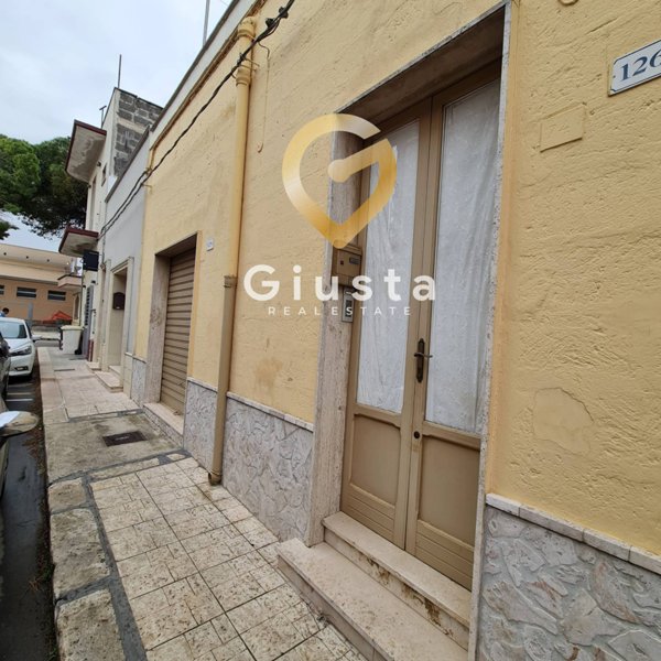 casa indipendente in vendita a Latiano