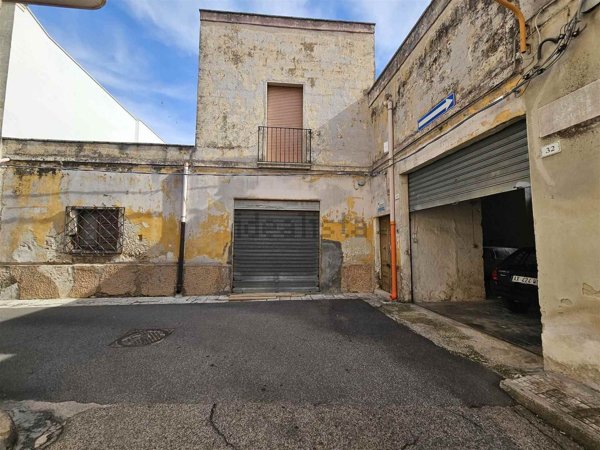 casa indipendente in vendita a Latiano