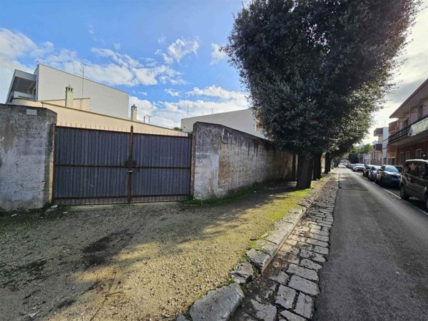casa indipendente in vendita a Latiano