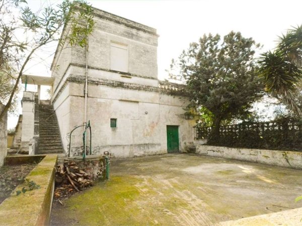 casa indipendente in vendita a Latiano