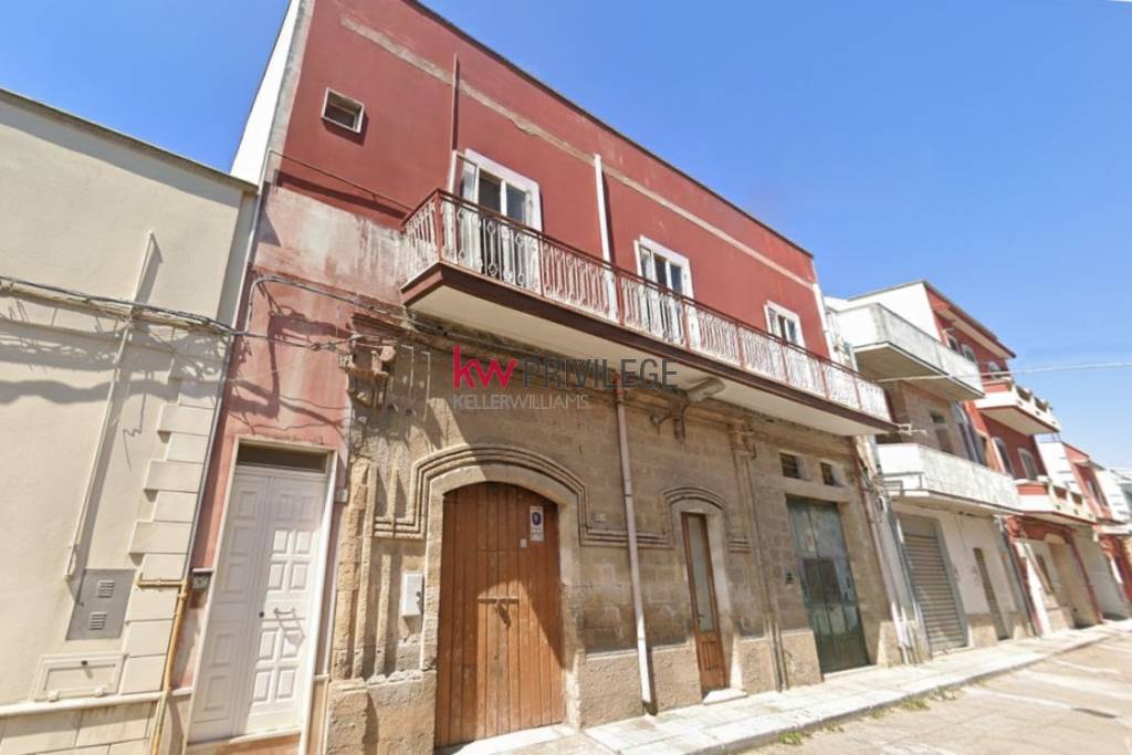 intera palazzina in vendita a Latiano