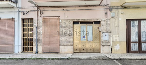 casa indipendente in vendita a Latiano
