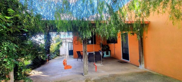 casa indipendente in vendita a Latiano