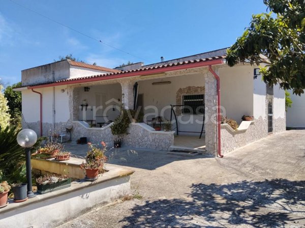 casa indipendente in vendita a Latiano