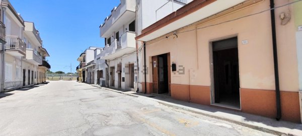 casa indipendente in vendita a Latiano