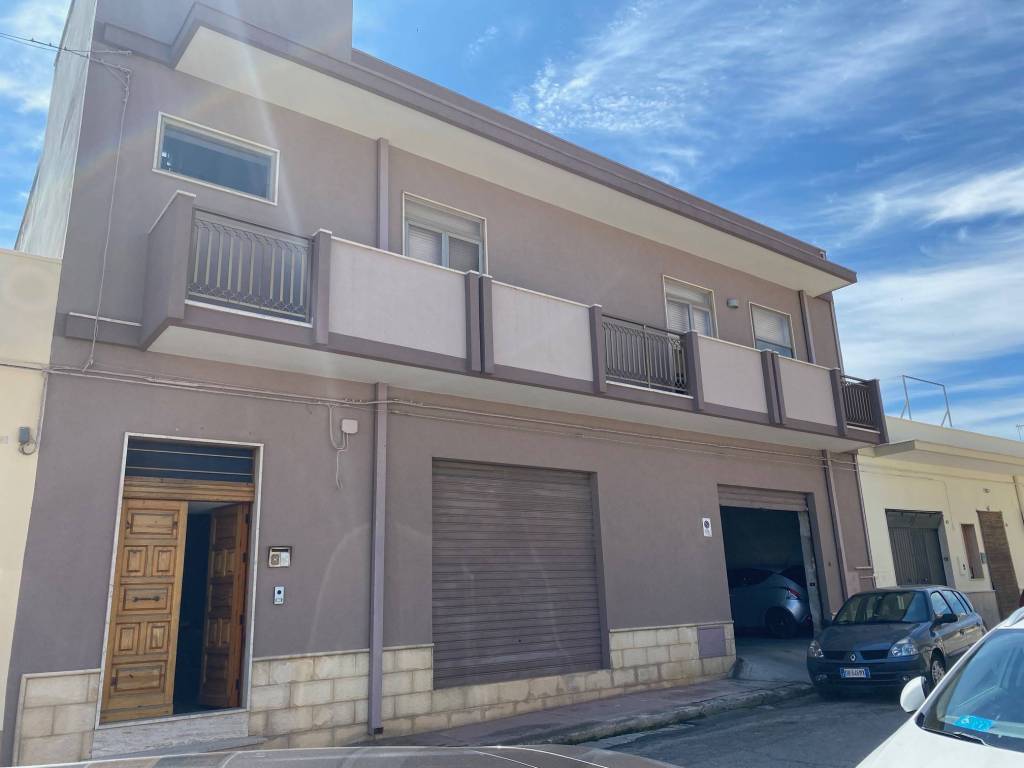 casa indipendente in vendita a Mesagne