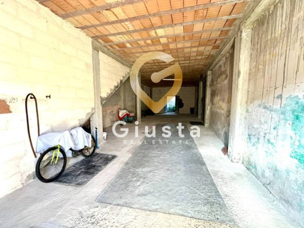 casa indipendente in vendita a Mesagne