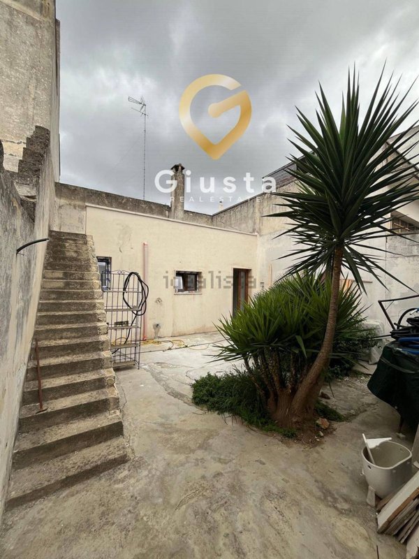 casa indipendente in vendita a Mesagne