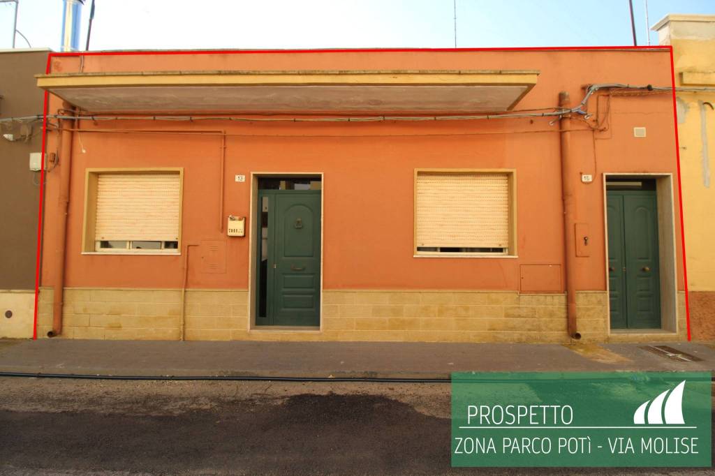 casa indipendente in vendita a Mesagne