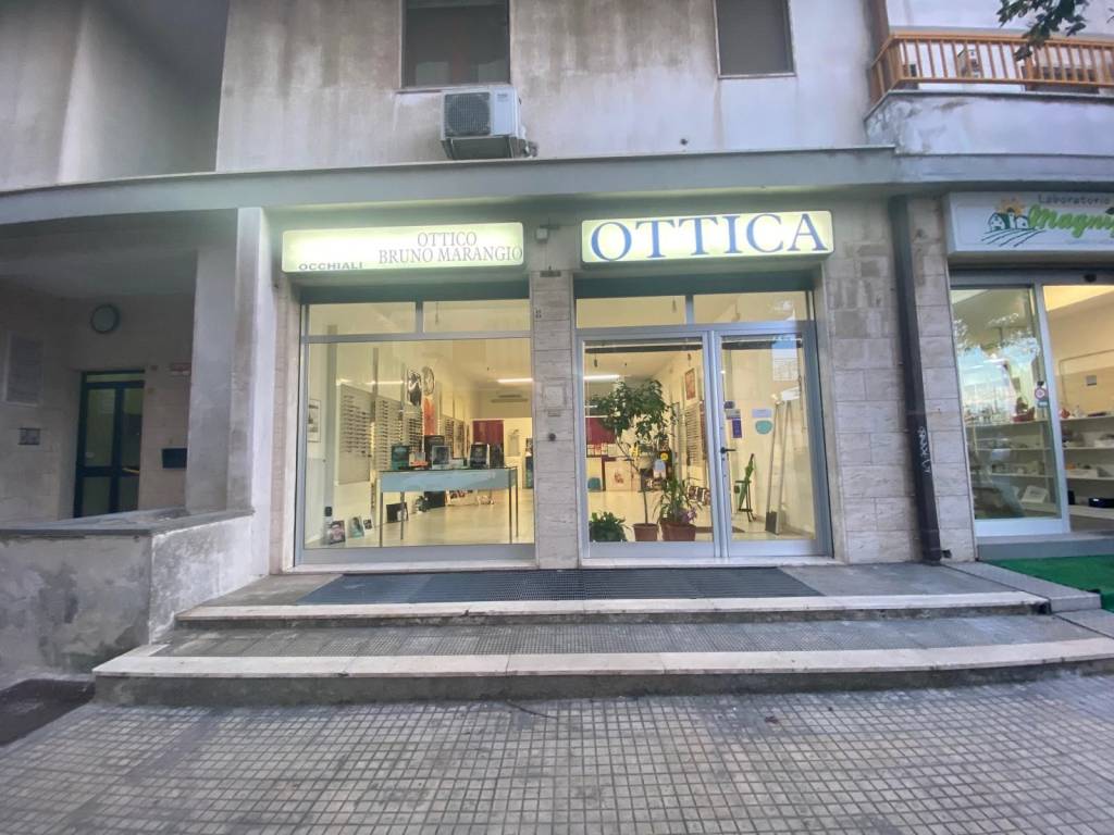 negozio in vendita a Mesagne
