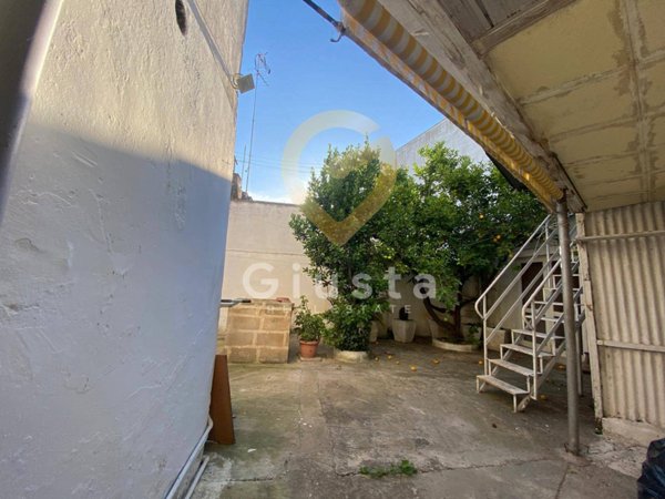 casa semindipendente in vendita a Mesagne
