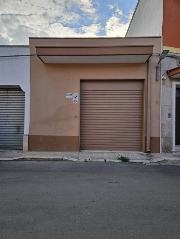 negozio in vendita a Mesagne