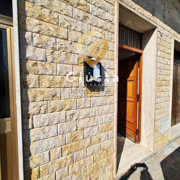 casa semindipendente in vendita a Mesagne