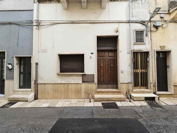 casa indipendente in vendita a Mesagne