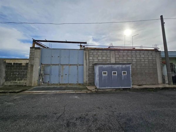 casa indipendente in vendita a Mesagne