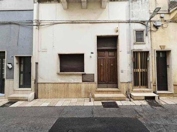 casa indipendente in vendita a Mesagne