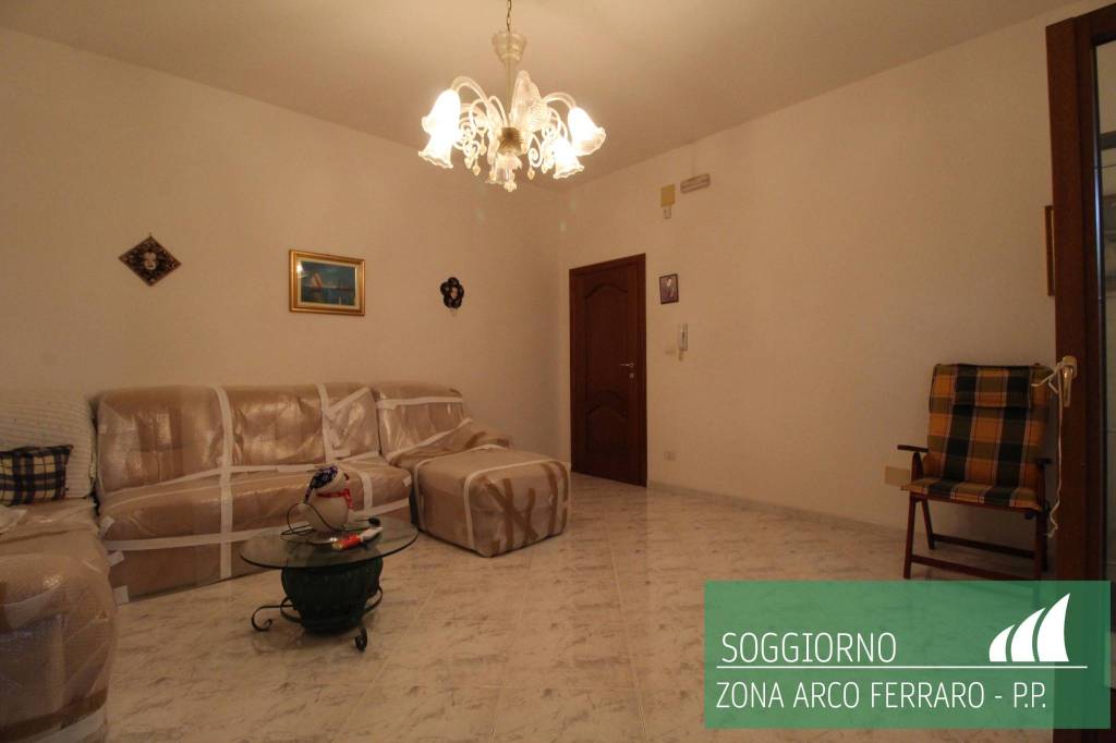 casa indipendente in vendita a Mesagne