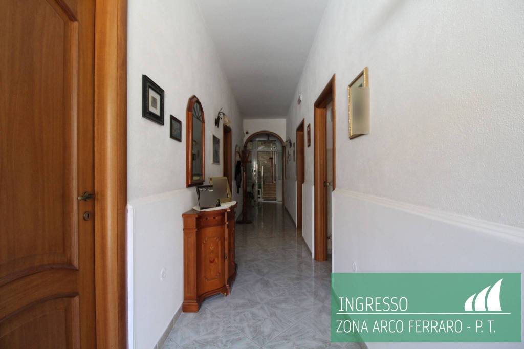 casa indipendente in vendita a Mesagne