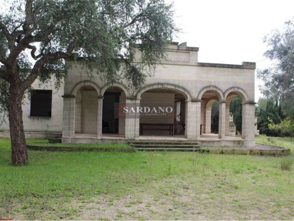 casa indipendente in vendita a Mesagne