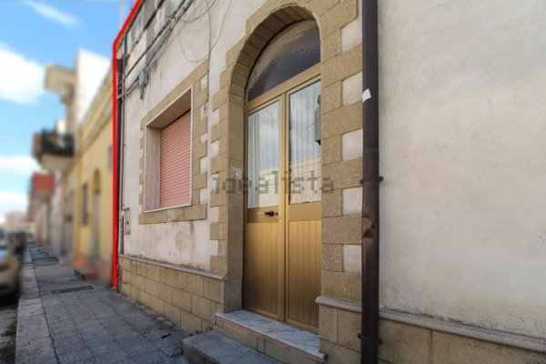 casa indipendente in vendita a Mesagne