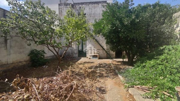 casa indipendente in vendita a Mesagne