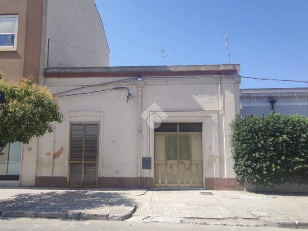 casa indipendente in vendita a Mesagne