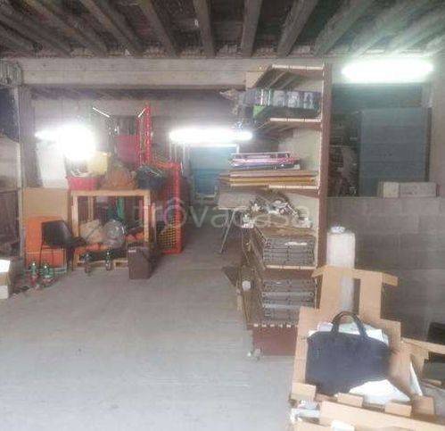 negozio in vendita a Mesagne