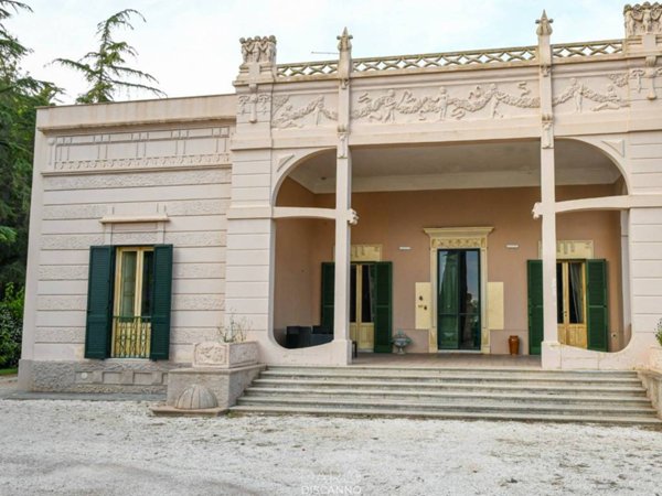 casa indipendente in vendita a Mesagne