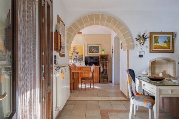 casa indipendente in vendita a Mesagne