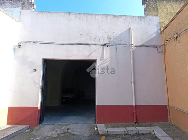 locale di sgombero in vendita a Mesagne