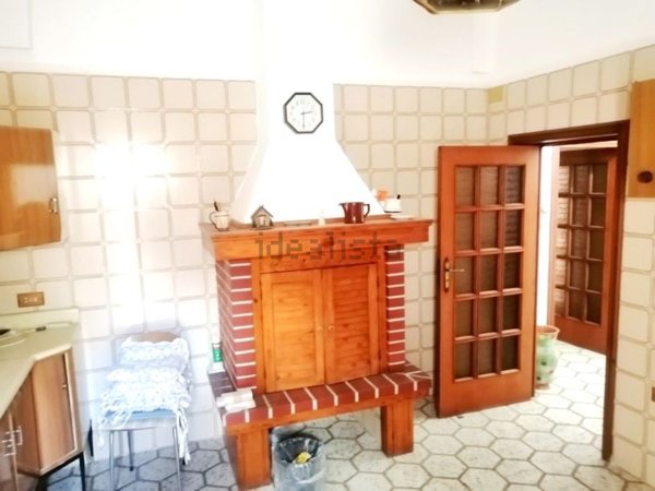 casa indipendente in vendita a Mesagne