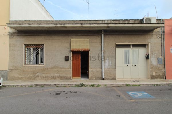 casa indipendente in vendita a Mesagne