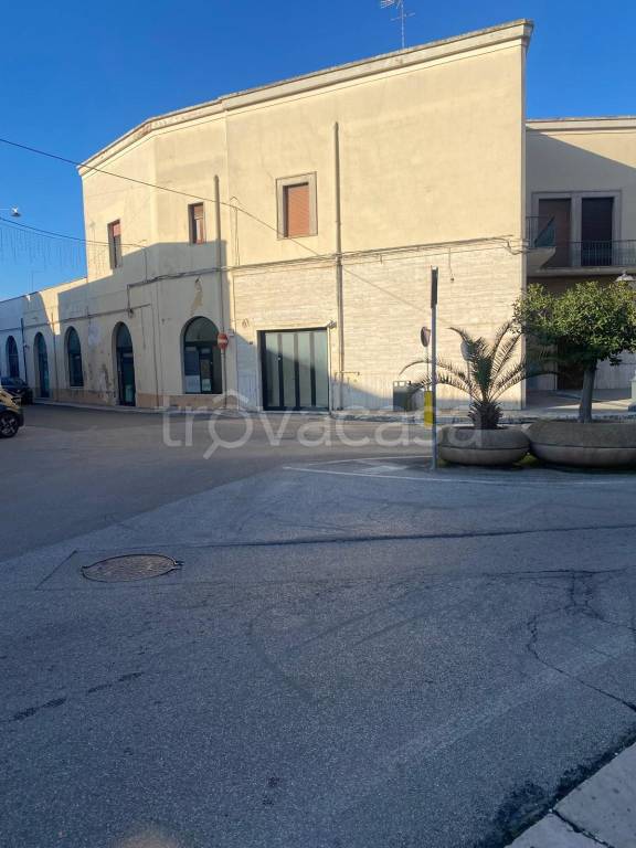 negozio in vendita a Mesagne