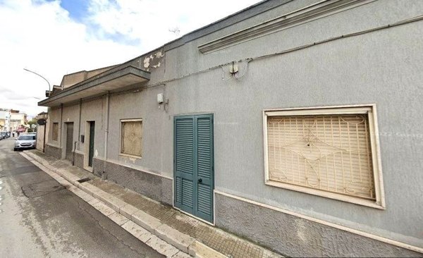 casa indipendente in vendita a Mesagne