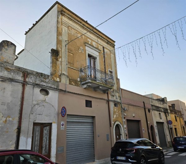casa indipendente in vendita a Mesagne