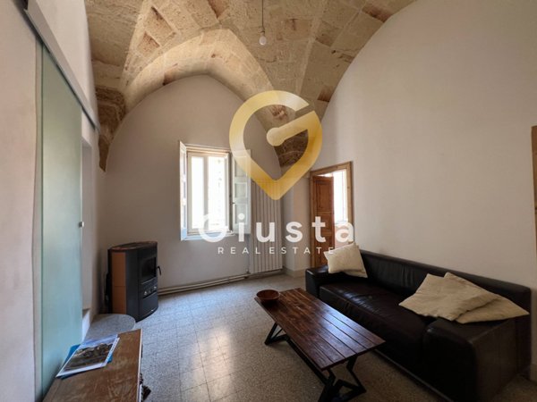 casa indipendente in vendita a Mesagne