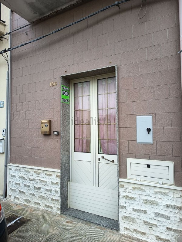 casa indipendente in vendita a Mesagne