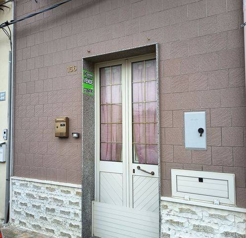 casa indipendente in vendita a Mesagne