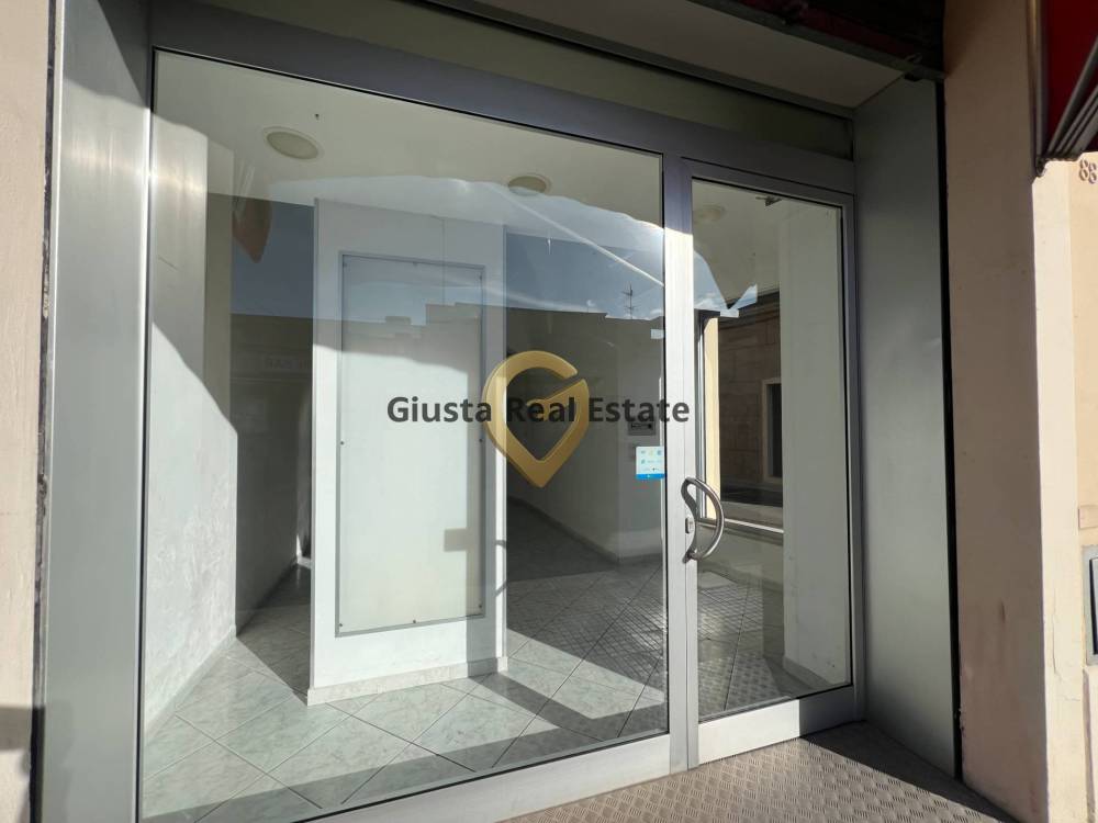 negozio in vendita a Mesagne