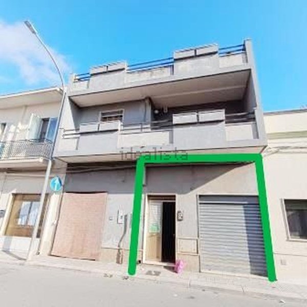 pentavano in vendita a Mesagne