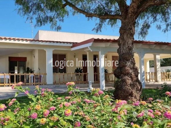 casa indipendente in vendita a Mesagne