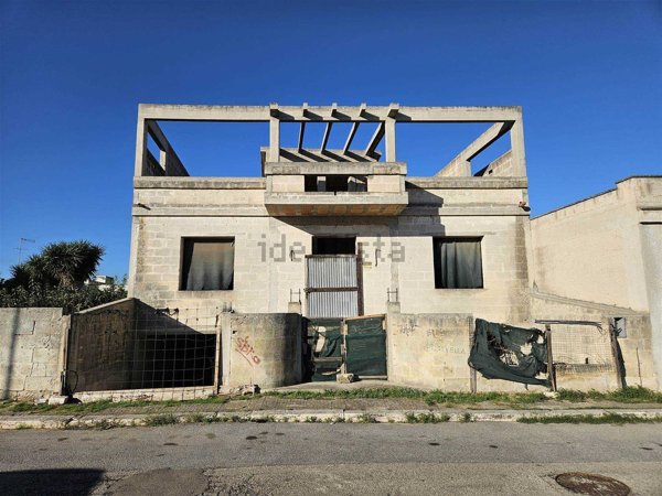 casa indipendente in vendita a Mesagne
