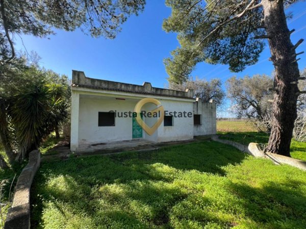 casa indipendente in vendita a Mesagne