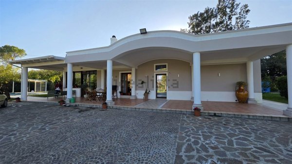 casa indipendente in vendita a Mesagne