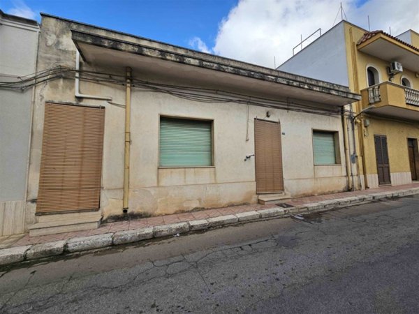 casa indipendente in vendita a Mesagne