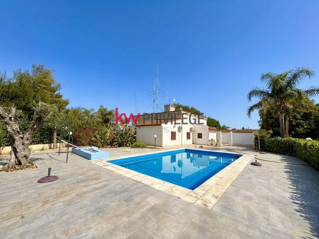 casa indipendente in vendita a Mesagne