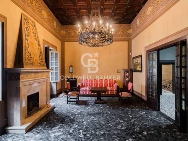 intera palazzina in vendita a Mesagne